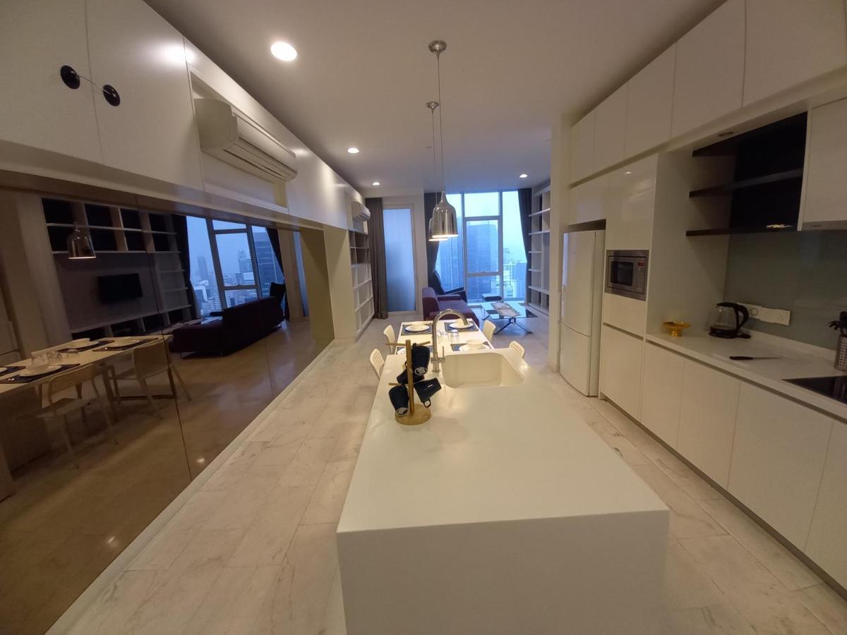 เยมาลา สวีท @ แพลทินัม เคแอลซีซี Apartment กัวลาลัมเปอร์ ภายนอก รูปภาพ