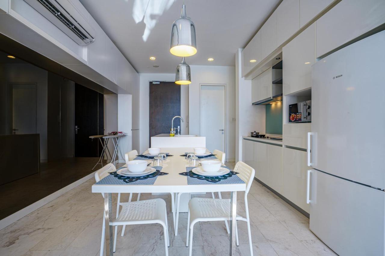 เยมาลา สวีท @ แพลทินัม เคแอลซีซี Apartment กัวลาลัมเปอร์ ภายนอก รูปภาพ